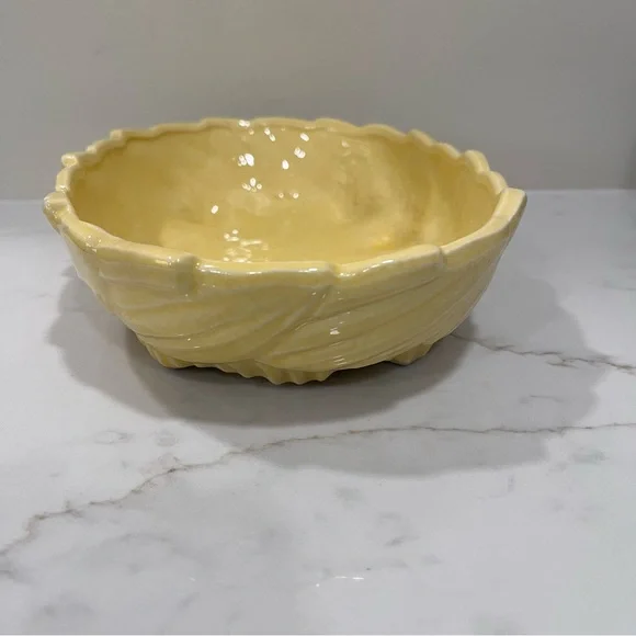 Vintage McCoy Yellow Pottery Bowl | Leaf & Swirl Design | Mid-Century Modern MCM - Picture 2 of 8
